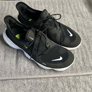 Men’s Nike shoes